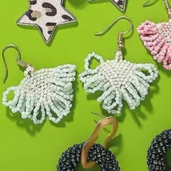 *2 for $15* Seafoam Green Seed Bead drop earrings - Picture 4 of 5